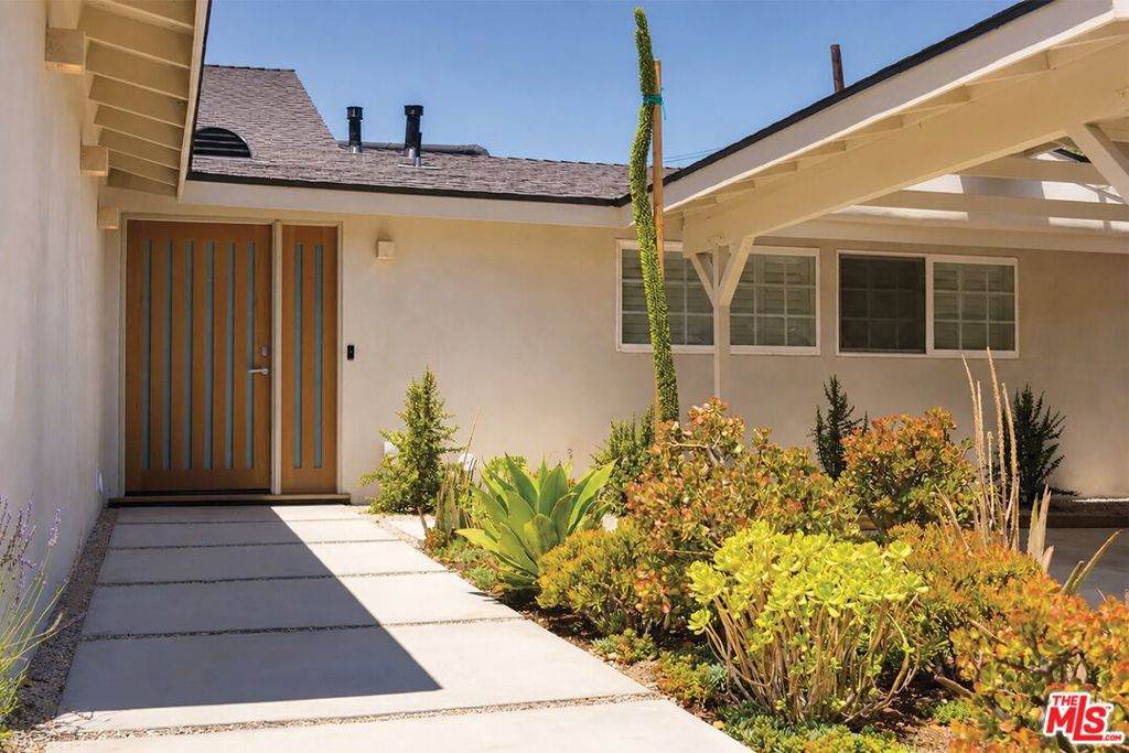 https://bt-photos.global.ssl.fastly.net/socal/orig_boomver_2_429749963-2.jpg