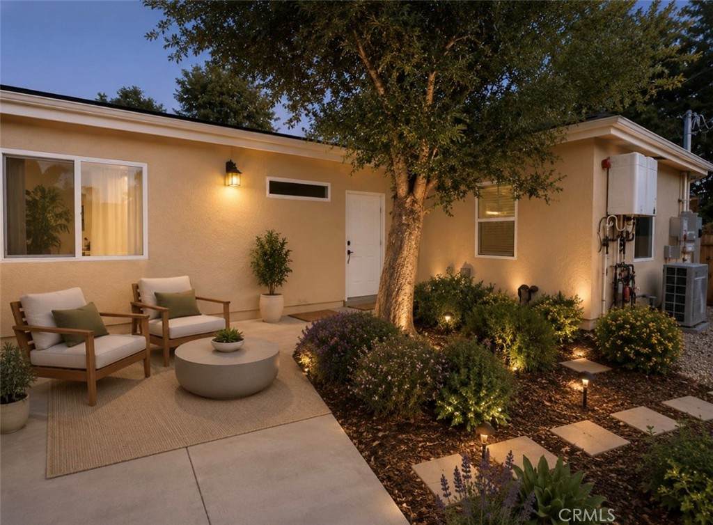 5630 Beck Avenue - Photo 1