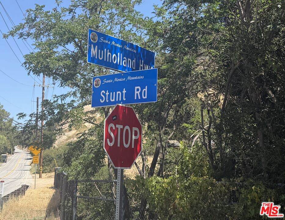 https://bt-photos.global.ssl.fastly.net/socal/orig_boomver_2_430554210-2.jpg