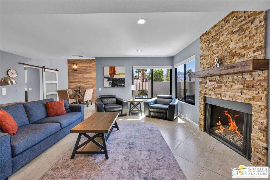 230 Canyon Circle - Photo 1