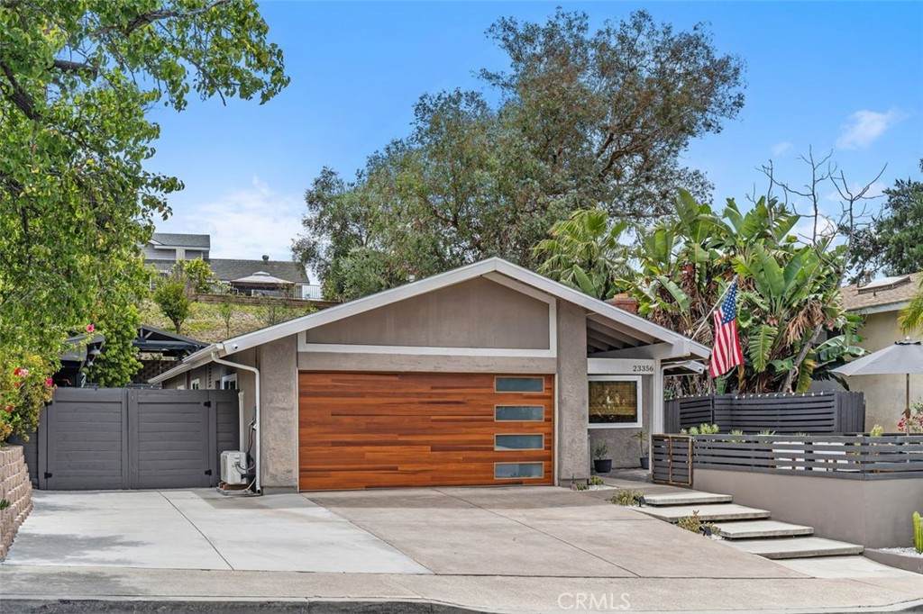 https://bt-photos.global.ssl.fastly.net/socal/orig_boomver_2_430651046-2.jpg