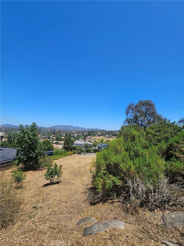 https://bt-photos.global.ssl.fastly.net/socal/orig_boomver_2_431642169-2.jpg