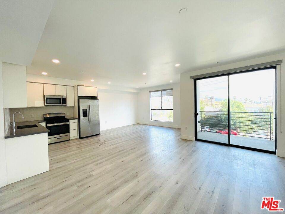 https://bt-photos.global.ssl.fastly.net/socal/orig_boomver_2_431715633-2.jpg