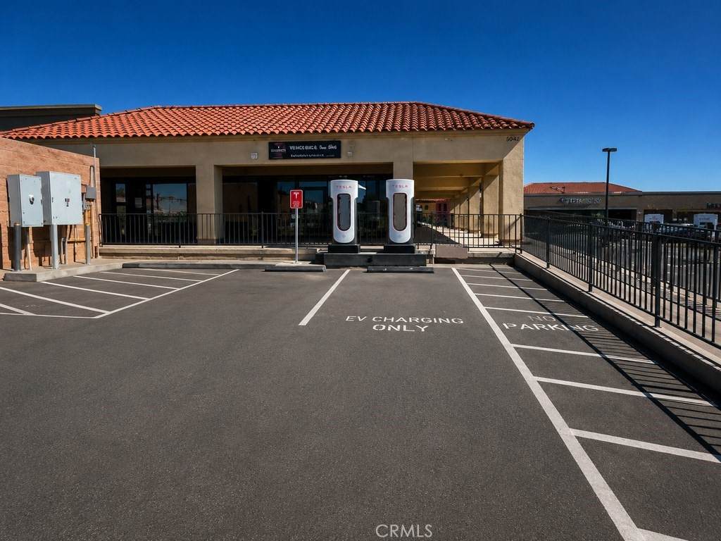 https://bt-photos.global.ssl.fastly.net/socal/orig_boomver_2_431866729-2.jpg