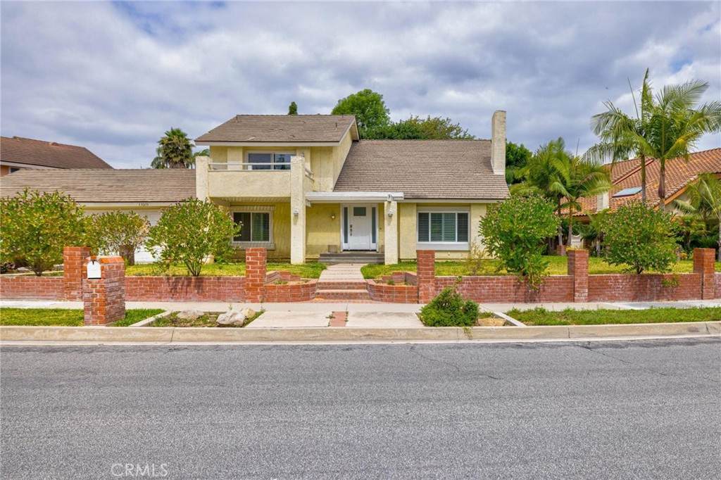 13215 Ocaso Avenue - Photo 1