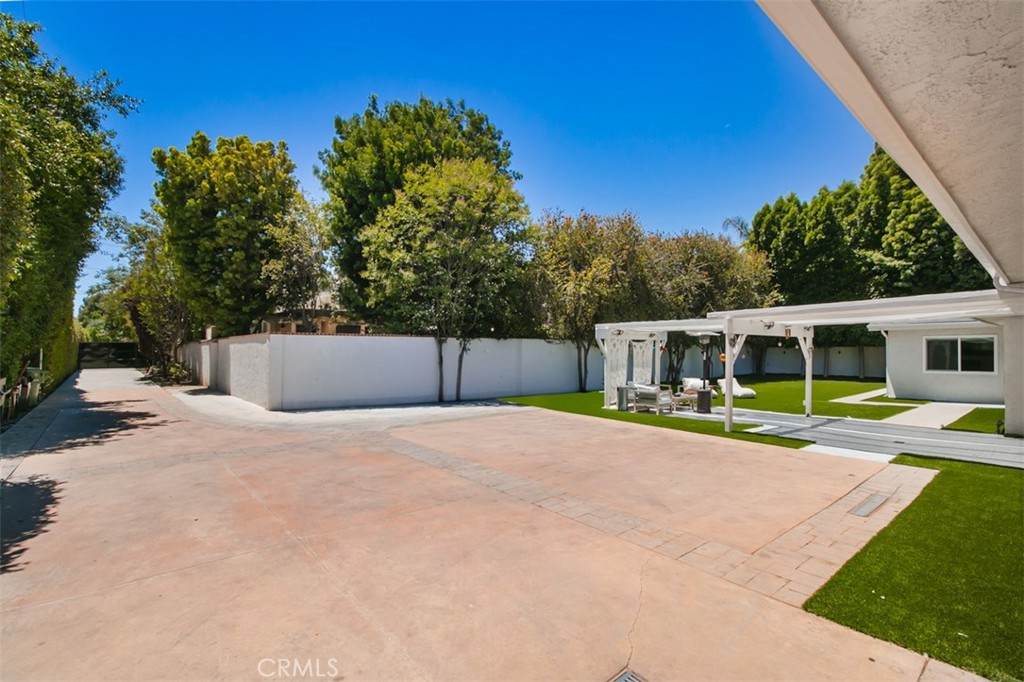 https://bt-photos.global.ssl.fastly.net/socal/orig_boomver_2_431982256-2.jpg