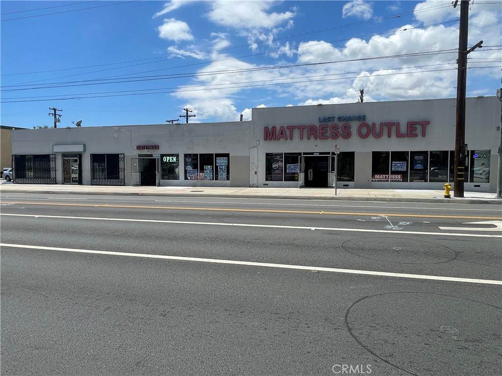 21401 Norwalk - Photo 1