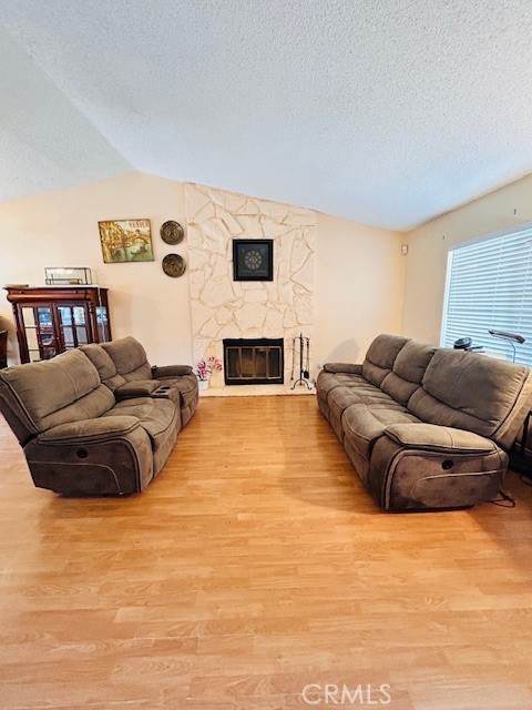 https://bt-photos.global.ssl.fastly.net/socal/orig_boomver_2_432590550-2.jpg