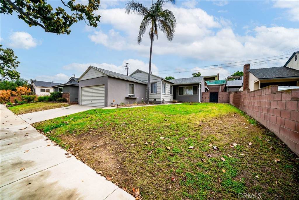 11712 Tarron - Photo 1