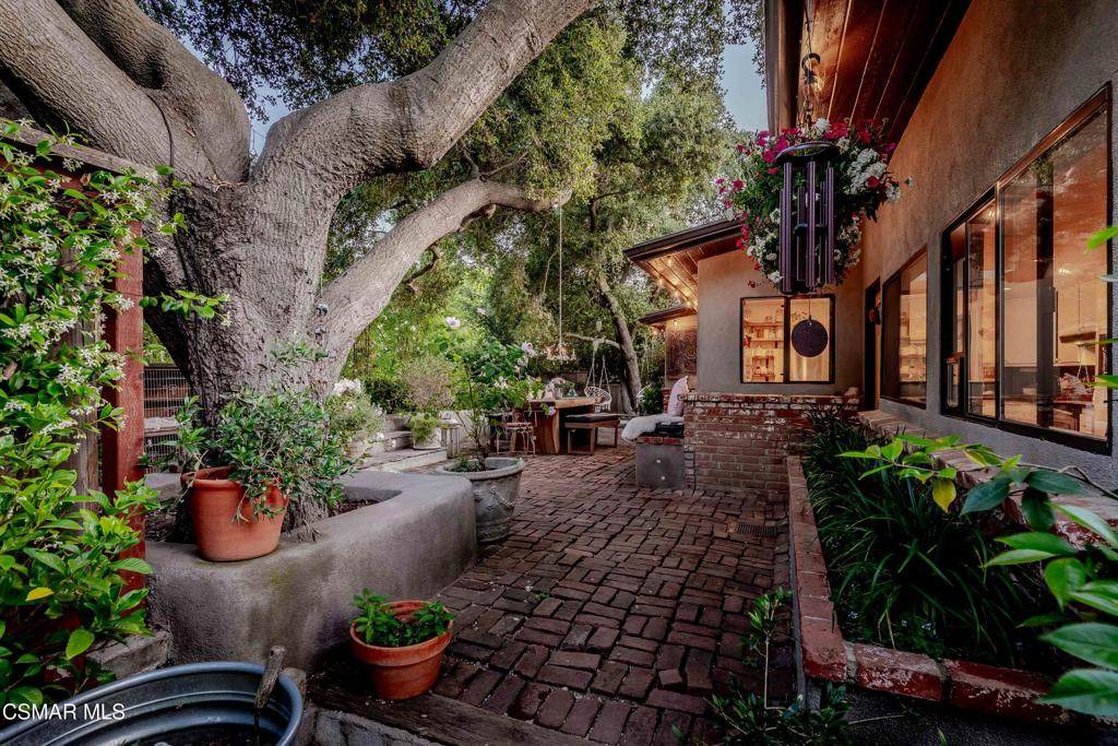 https://bt-photos.global.ssl.fastly.net/socal/orig_boomver_2_432681798-2.jpg