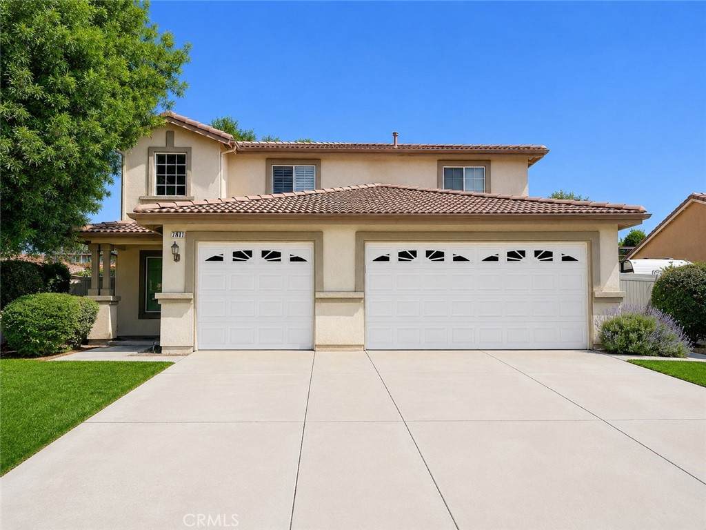 7867 La Monica - Photo 1