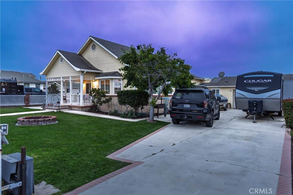 https://bt-photos.global.ssl.fastly.net/socal/orig_boomver_2_434407211-2.jpg
