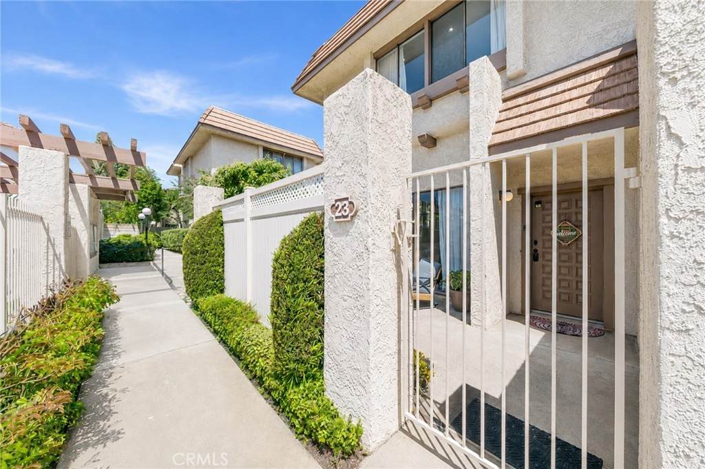 https://bt-photos.global.ssl.fastly.net/socal/orig_boomver_2_434699000-2.jpg