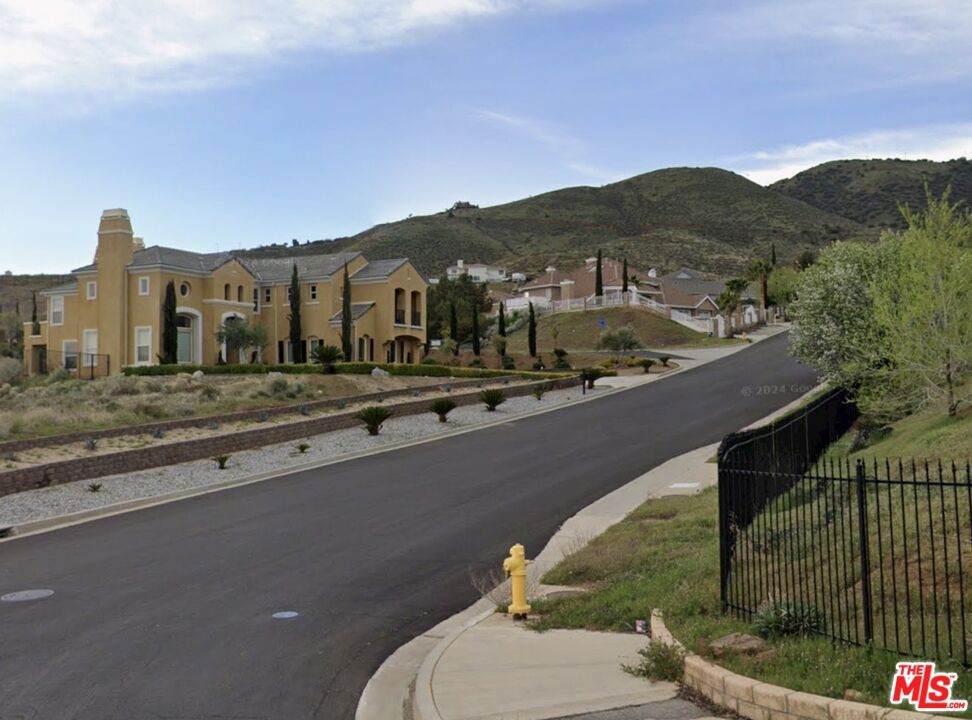 https://bt-photos.global.ssl.fastly.net/socal/orig_boomver_1_435041969-2.jpg