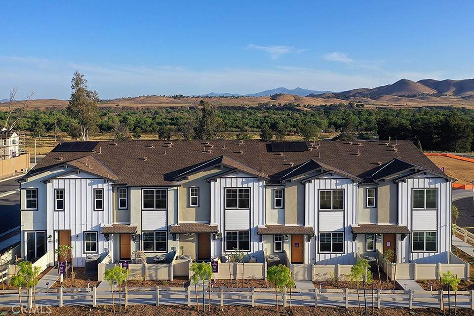 9833 Crossbay Loop - Photo 1