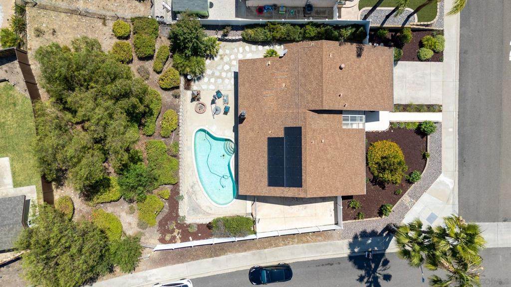 10565 Strathmore Dr - Photo 1