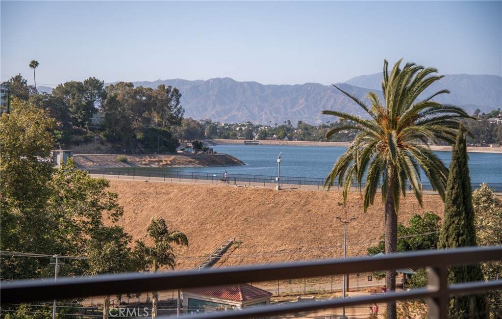 https://bt-photos.global.ssl.fastly.net/socal/orig_boomver_2_435888718-2.jpg