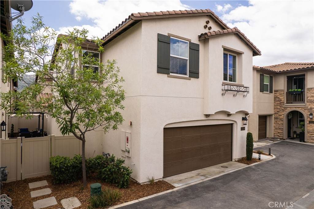https://bt-photos.global.ssl.fastly.net/socal/orig_boomver_1_436132401-2.jpg