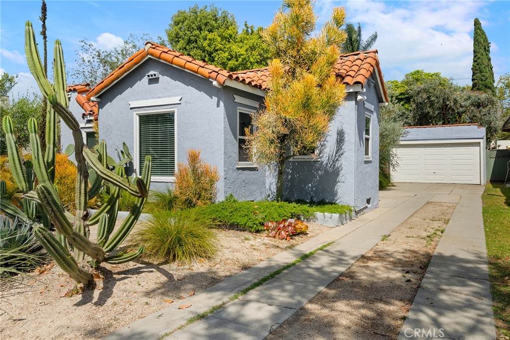 2240 Eucalyptus - Photo 1