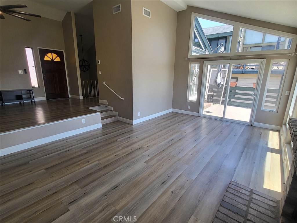 https://bt-photos.global.ssl.fastly.net/socal/orig_boomver_1_436286575-2.jpg
