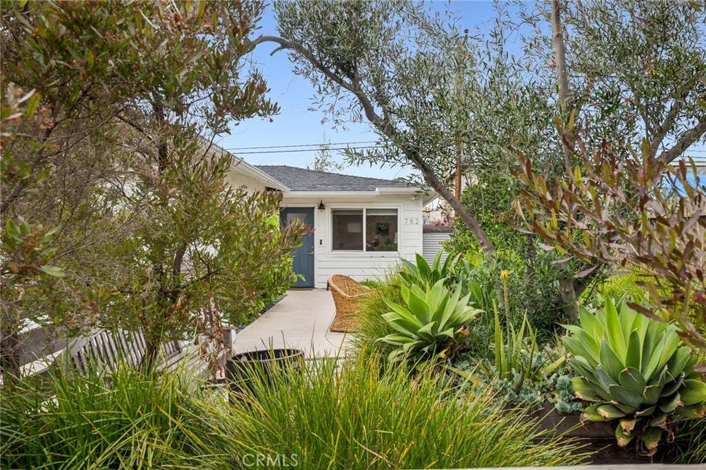 782 18th Street - Photo 1