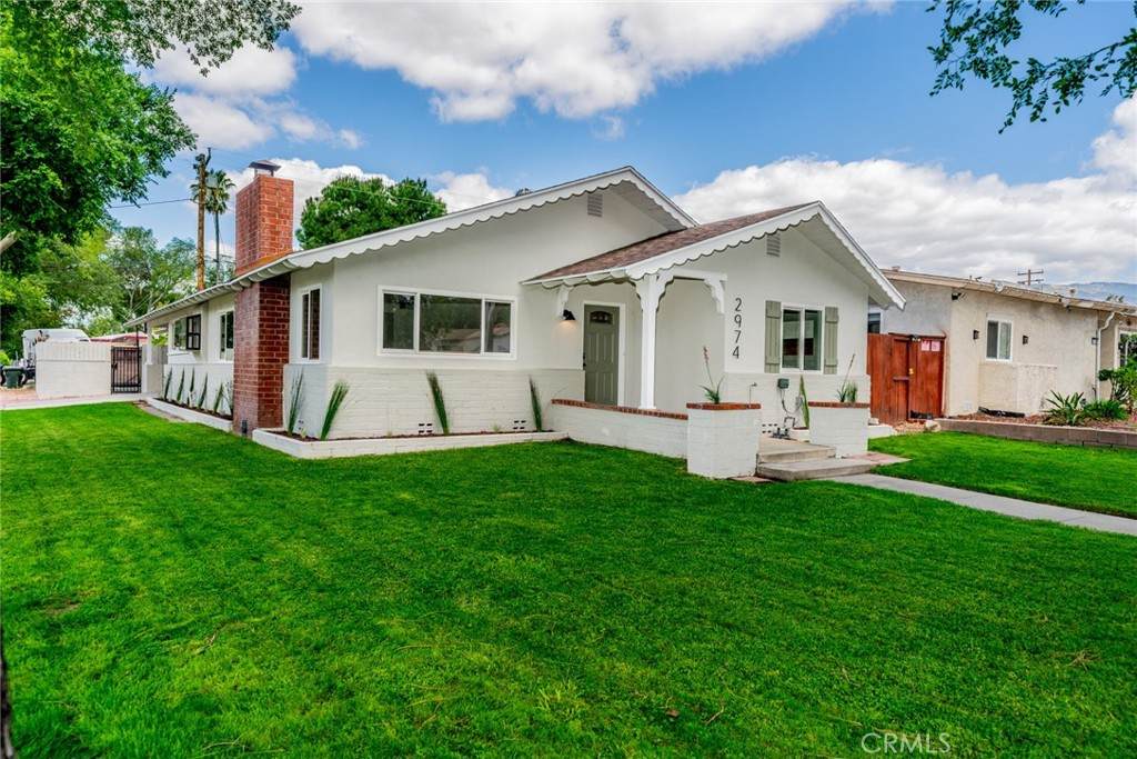 2974 Alameda Avenue - Photo 1
