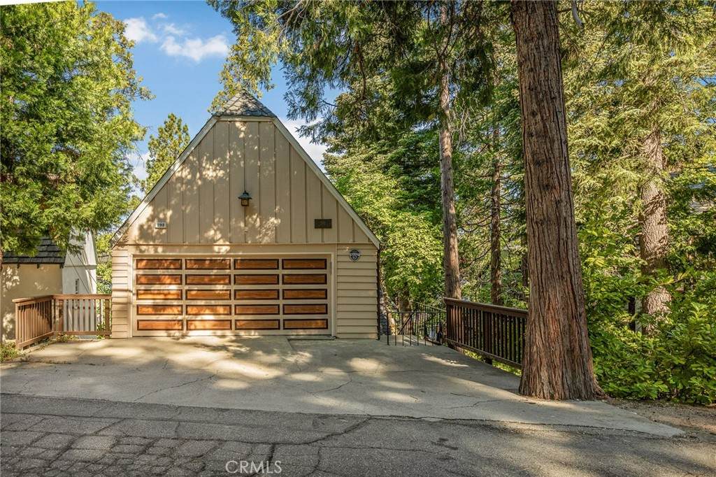 292 John Muir Road - Photo 1