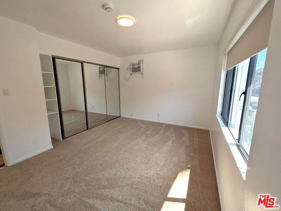 https://bt-photos.global.ssl.fastly.net/socal/orig_boomver_1_437522449-2.jpg