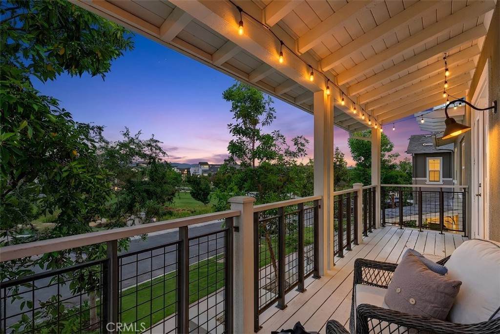 114 Sencillo Place - Photo 1
