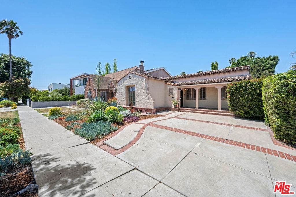 https://bt-photos.global.ssl.fastly.net/socal/orig_boomver_2_438245841-2.jpg