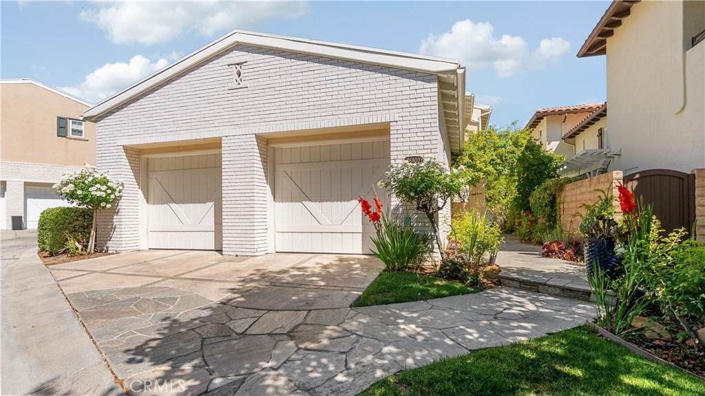 26803 Brookhollow - Photo 1