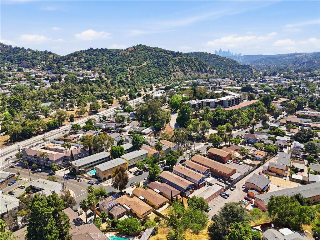 https://bt-photos.global.ssl.fastly.net/socal/orig_boomver_2_439587132-2.jpg
