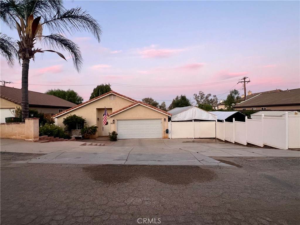 https://bt-photos.global.ssl.fastly.net/socal/orig_boomver_2_439681254-2.jpg
