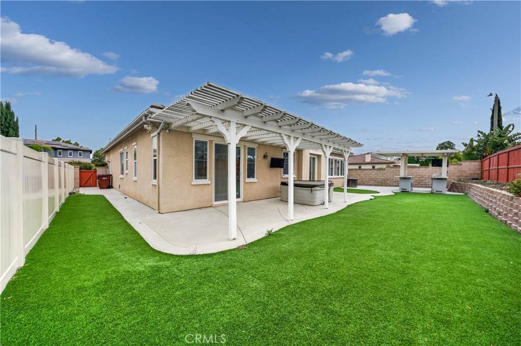 https://bt-photos.global.ssl.fastly.net/socal/orig_boomver_2_439766909-2.jpg