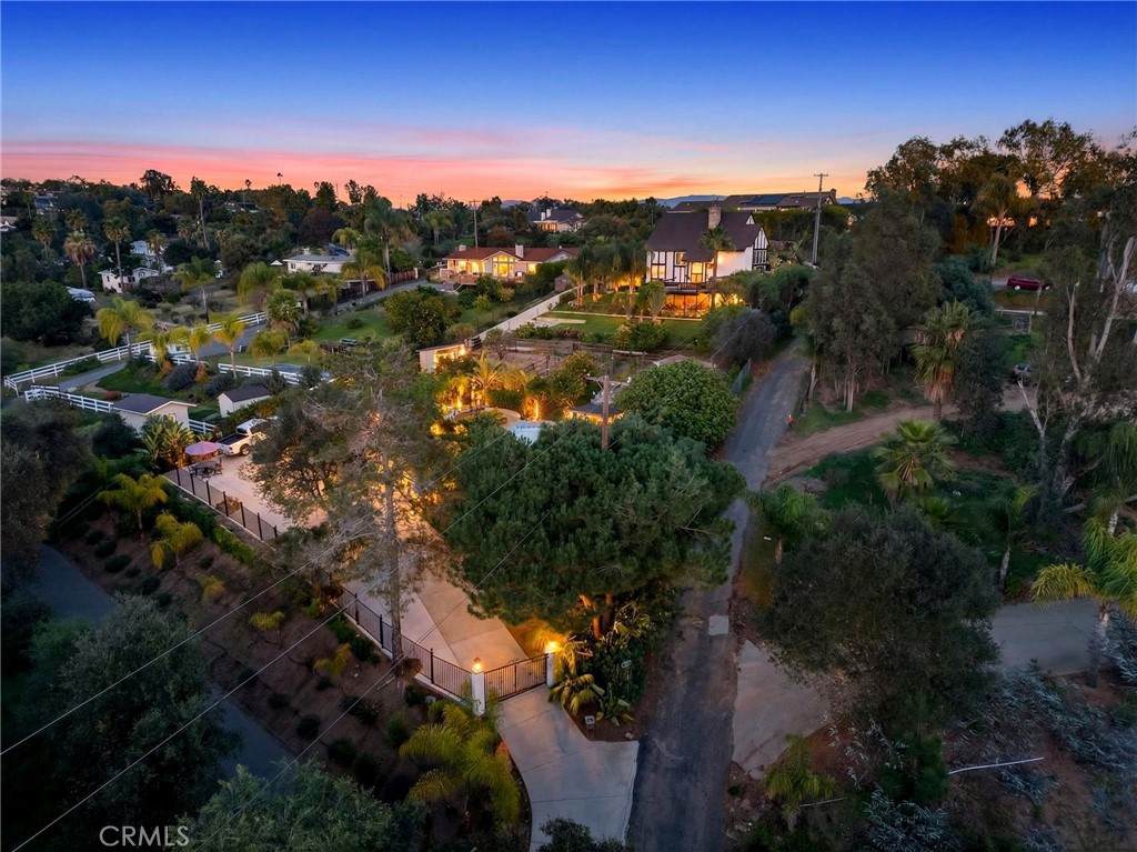 https://bt-photos.global.ssl.fastly.net/socal/orig_boomver_2_439812997-2.jpg