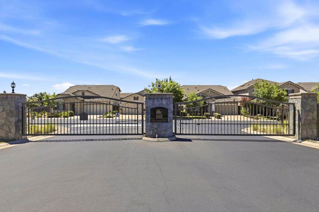3560 Trentino Street - Photo 1