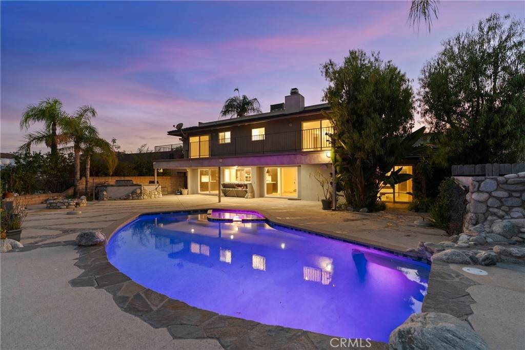 https://bt-photos.global.ssl.fastly.net/socal/orig_boomver_2_440312971-2.jpg