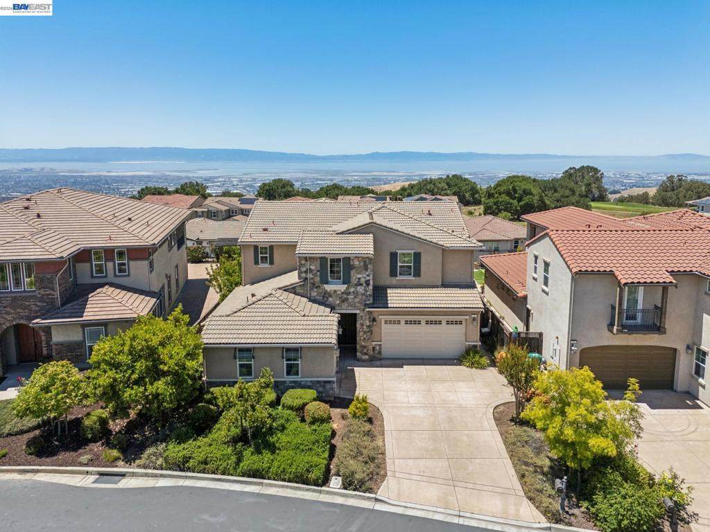 5 Stirling Way - Photo 1