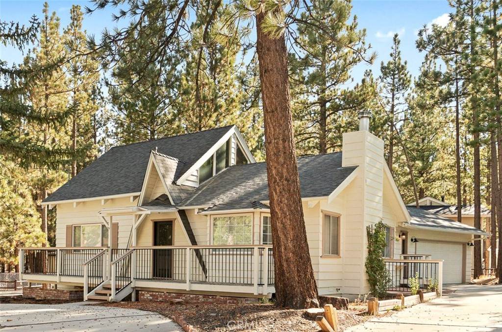 420 Belmont Drive - Photo 1