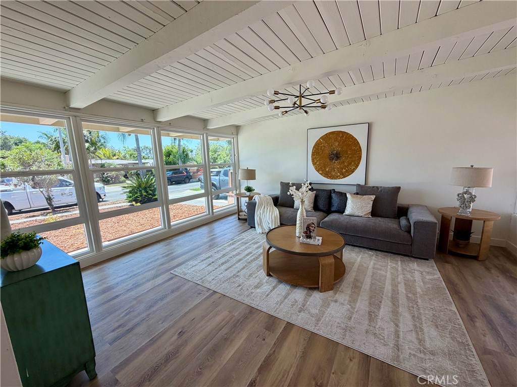 315 Francis - Photo 1
