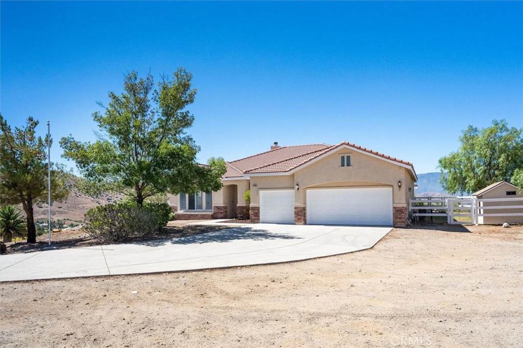 34533 Aspen Street - Photo 1