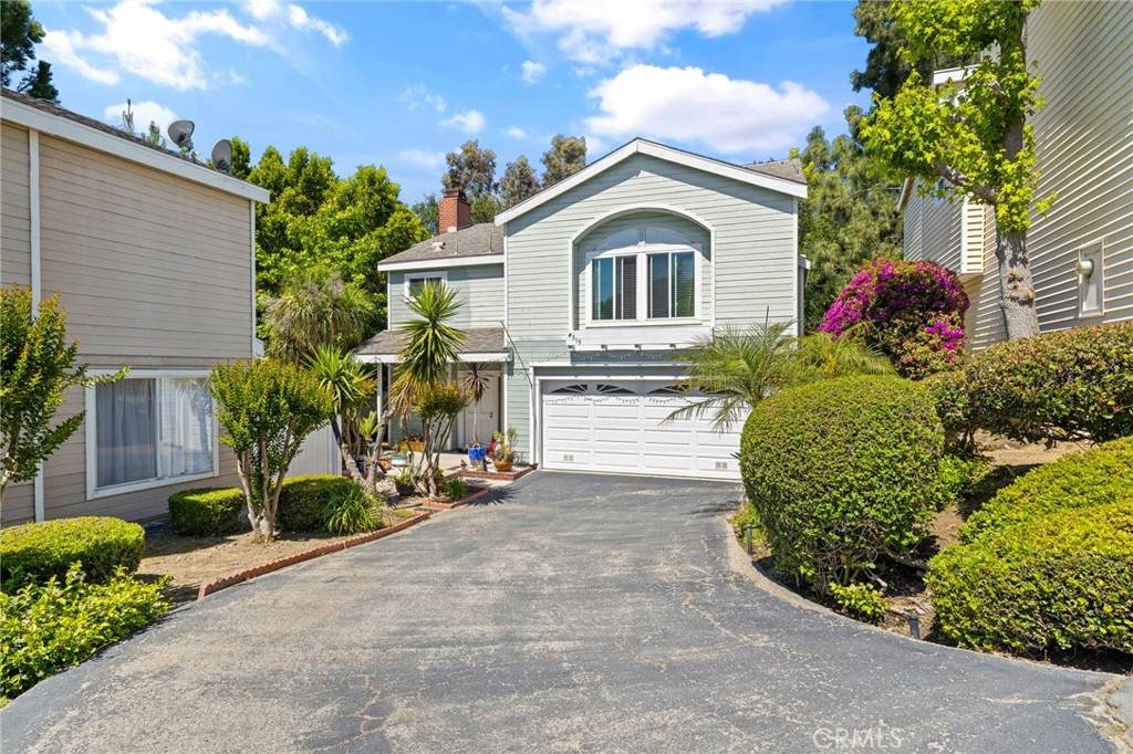 4515 Frederick Avenue - Photo 1