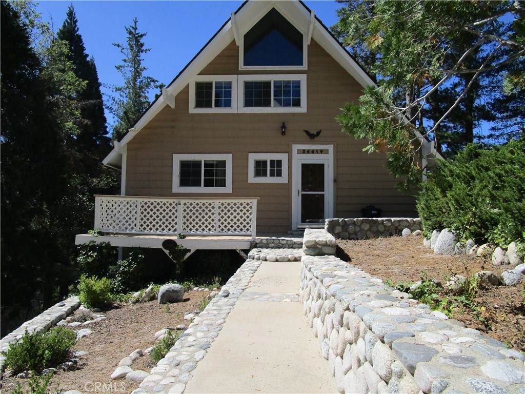 26614 Hillcrest - Photo 1