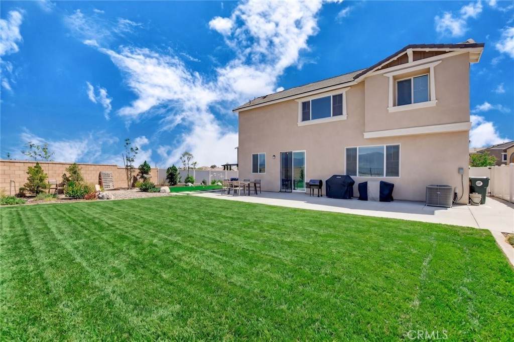 https://bt-photos.global.ssl.fastly.net/socal/orig_boomver_2_441171641-2.jpg