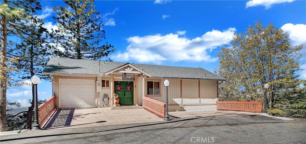 30895 Summit Drive - Photo 1