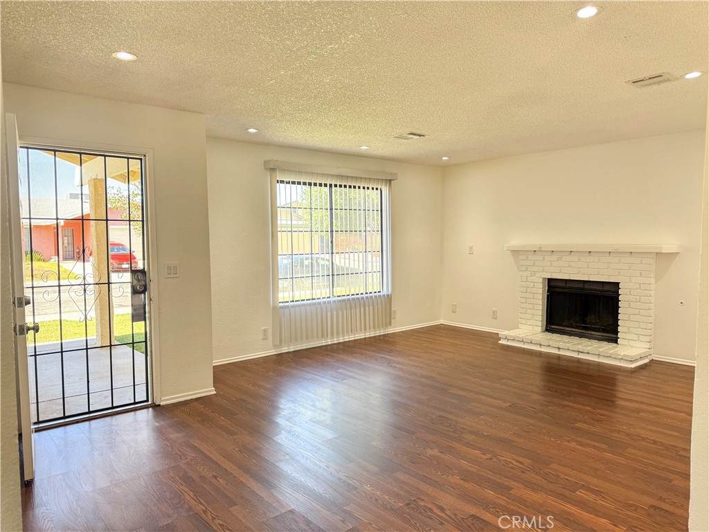 https://bt-photos.global.ssl.fastly.net/socal/orig_boomver_2_441764290-2.jpg
