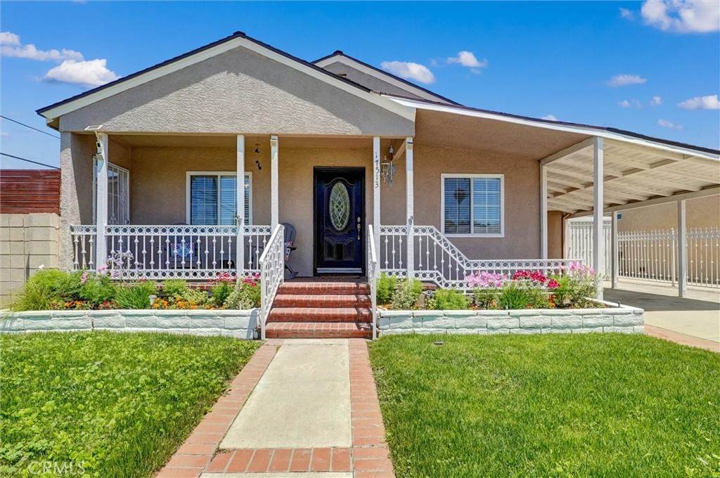 17513 Tiara Street - Photo 1