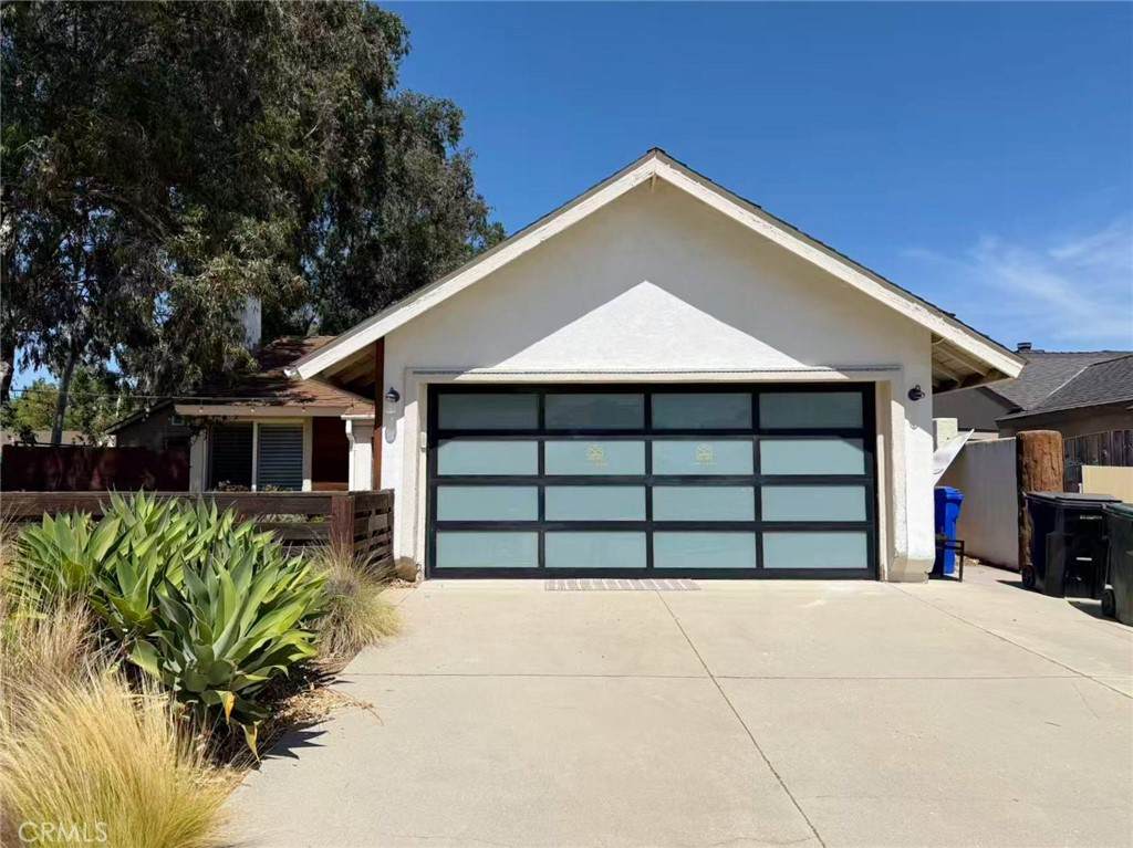 6605 Bamboo Place - Photo 1