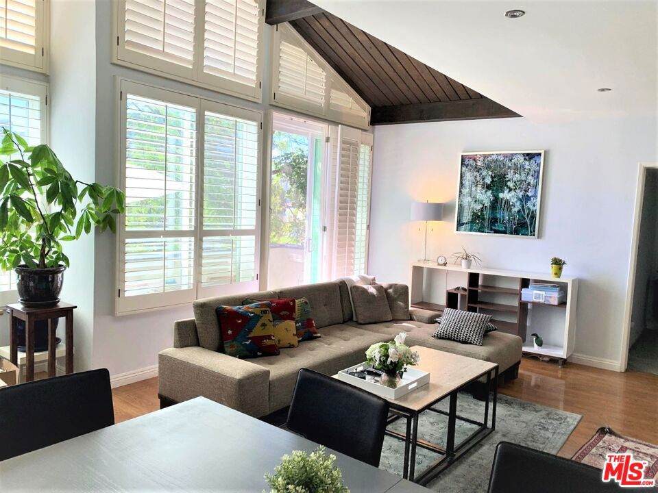 10800 Holman Avenue - Photo 1