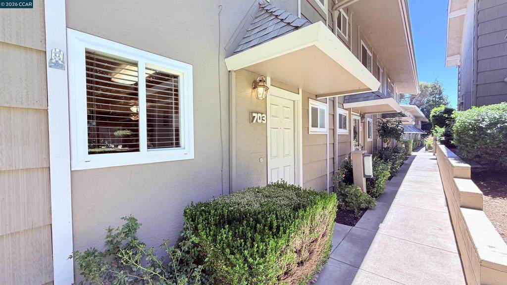 394 Ilo Ln - Photo 1